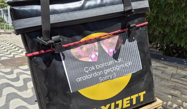 Eskişehir’de motokuryeden esprili özür notu!