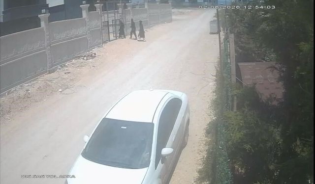 Eskişehir'de 3 ayrı eve giren hırsızlar tutuklandı!