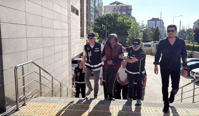 Eskişehir'de dev operasyon: Atık yağları dönüştürüp böyle satmışlar!