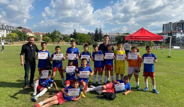 Esentepespor U-11'den sezona galibiyetle veda