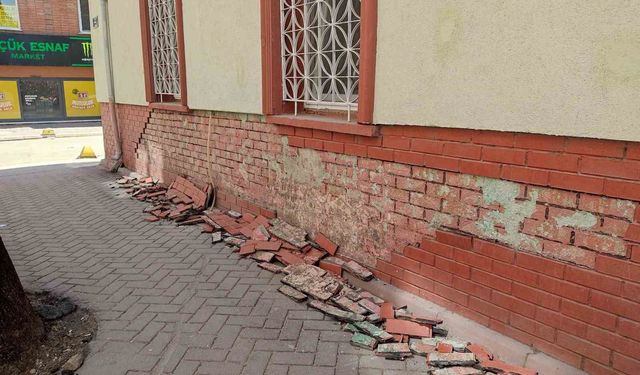 Eskişehir’de camide çevre kirliliği oluştu