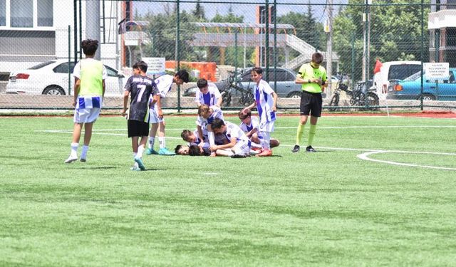 Goller Yusuf ve Mehmet’ten geldi
