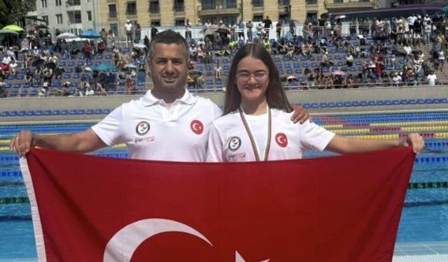 Eskişehirli milli yüzücüden uluslararası başarı