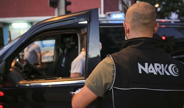Eskişehir’de zehir tacirlerine operasyon: Çok sayıda madde ele geçirildi!