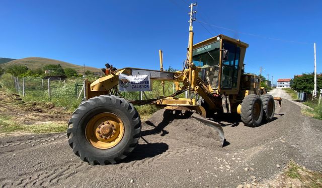 İnönü’de bozulan yollar yenileniyor