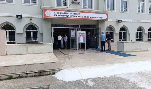 YKS'de zamana karşı yarış: polisler seferber oldu
