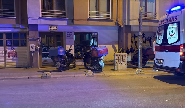 Eskişehir'de motosiklet otomobile çarptı
