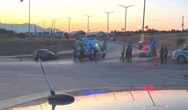 Kazaya karışan sürücü aracını bırakıp kayboldu!