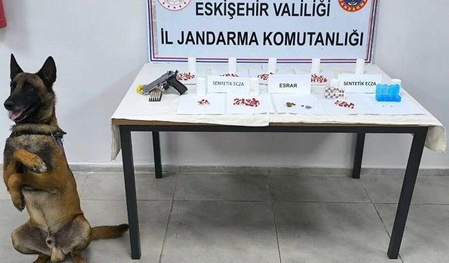 Jandarmadan uyuşturucu baskını! Eskişehir’de 2 şüpheli yakalandı!