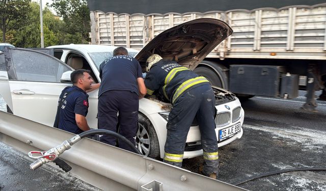Eskişehir'de aracı servisten çıktıktan 10 dakika sonra alev aldı!