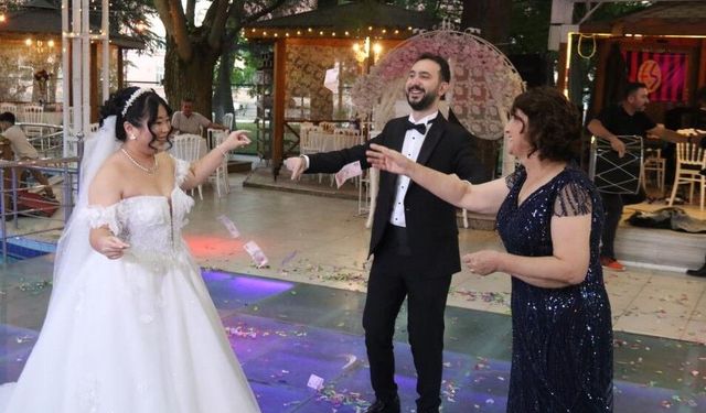 İrlanda'da başlayan aşk Eskişehir'de mutlu sonla bitti