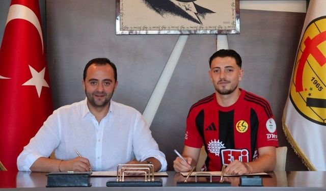 Altyapıdan yetişti, Eskişehirspor'da kaldı!