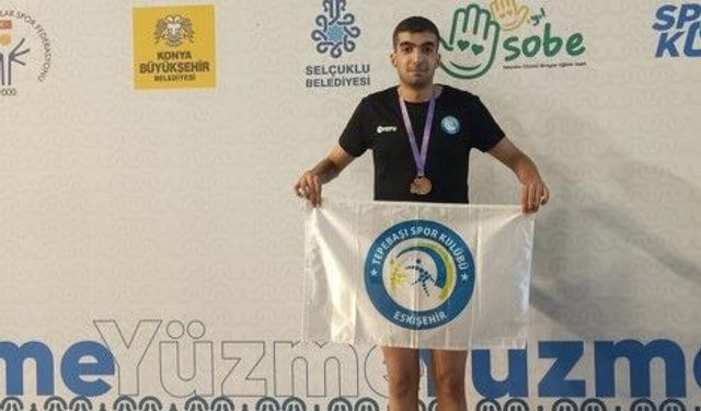 Özel sporcudan gururlandıran başarı