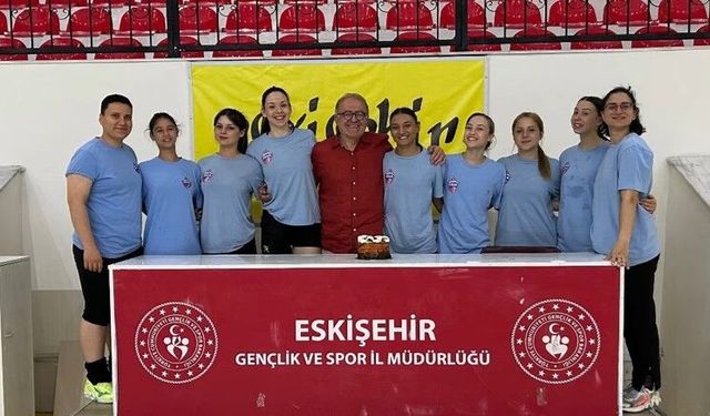 Antrenman sonrası doğum günü kutlandı!
