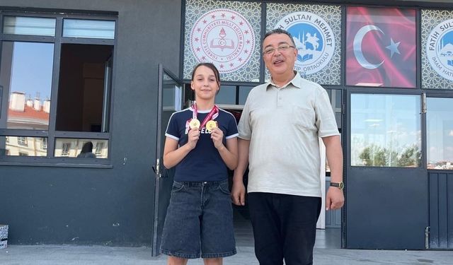 Okuluna büyük gurur yaşattı