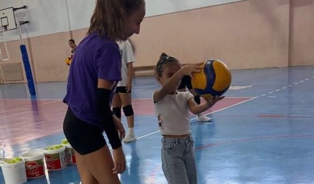 Tepebaşı Voleybol'da yaz mesaisi başladı