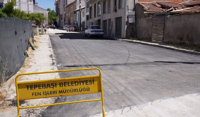 Tepebaşı’nda eş zamanlı yol seferberliği