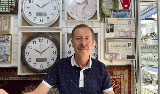 Eskişehir'de 90 yıldır aynı dükkanda zamana karşı mücadele veriyor