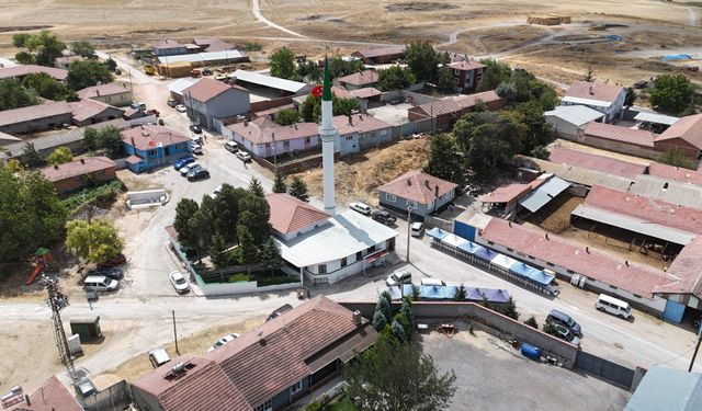 Eskişehir'de yıldırımın yıktığı cami 4 ay sonra yeniden ibadete açıldı