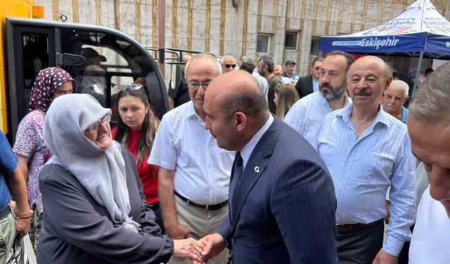 AK Parti Eskişehir’de anlamlı buluşma: Vefat eden partililer dualarla anıldı