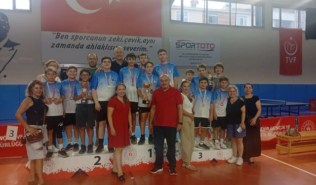 Eskişehir’de Gençler İl Birinciliği’ne Büyükşehir Spor Kulübü damgası
