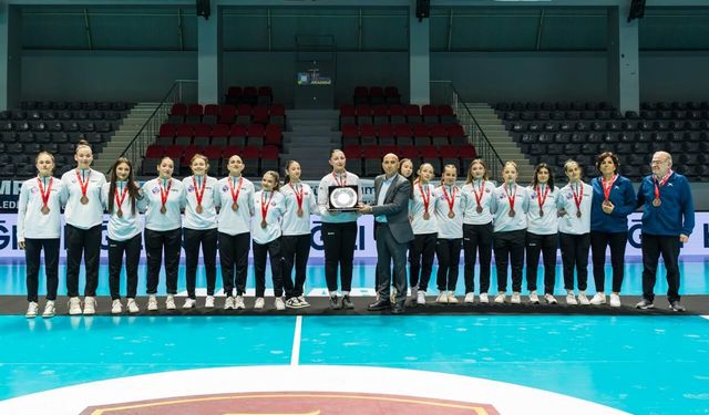 Eskişehir Hentbol destek bekliyor