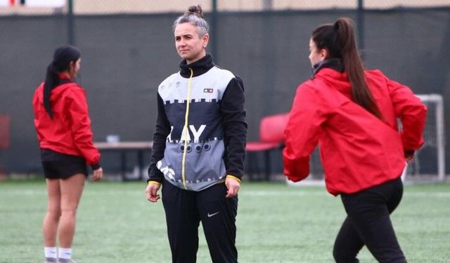 Kız futbolunda yeni yetenekler Konca Spor’da yetişecek