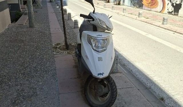Eskişehir'de kaldırımda motosiklet işgali bitmiyor