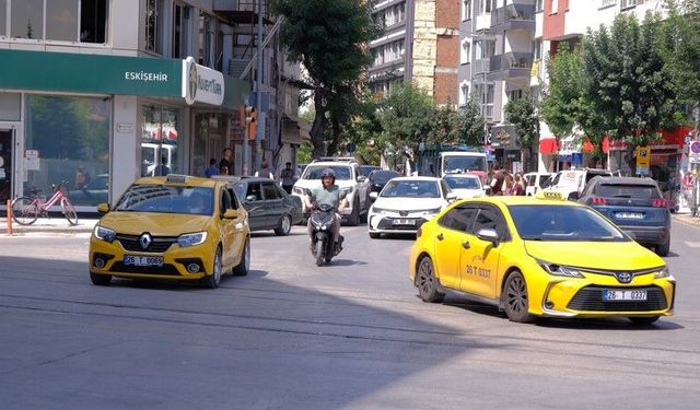 Eskişehir’de ulaşım zamlanıyor mu? Vatandaş ne düşünüyor?