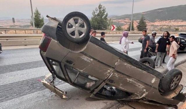 Eskişehir yolunda direksiyon hakimiyetini kaybeden araç takla attı!