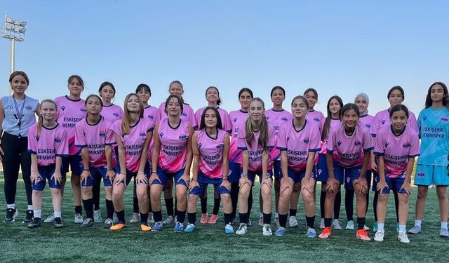 Demir’in kızları TFF U15 Gelişim Ligi’ne bileniyor