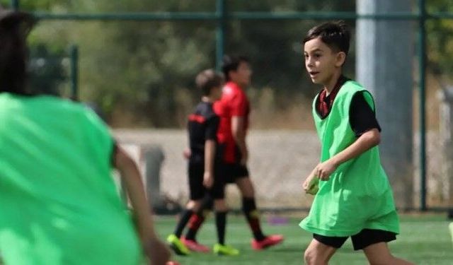 Geleceğin futbolcuları Eskişehirspor’da yetişiyor
