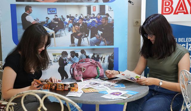 Tepebaşı Belediyesi'nden üniversite adaylarına tercih desteği