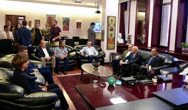 Ünlüce’den Özgür Özel’in ziyaretine ilişkin açıklama