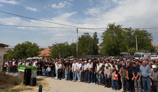 Afyon'daki kazada hayatını kaybeden genç hafıza acı veda!