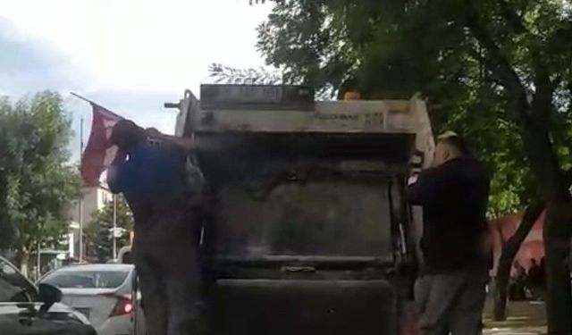 Çöpte buldular, özenle temizleyip kamyona astılar