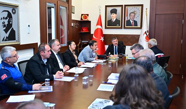 Eskişehir’de Halk Günü toplantısı: Vali Yılmaz talepleri dinledi