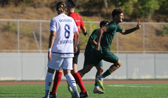 Anıl enfes bir gole imza attı