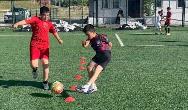 Beylikova’da geleceğin futbolcuları yetişecek