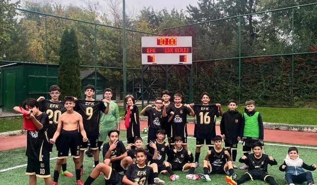 Elit FK gol olup yağdı