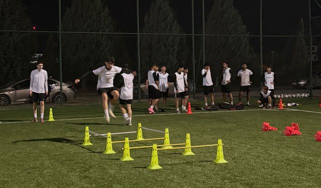 İdmangücüspor zorlu sezon öncesi vites yükseltti