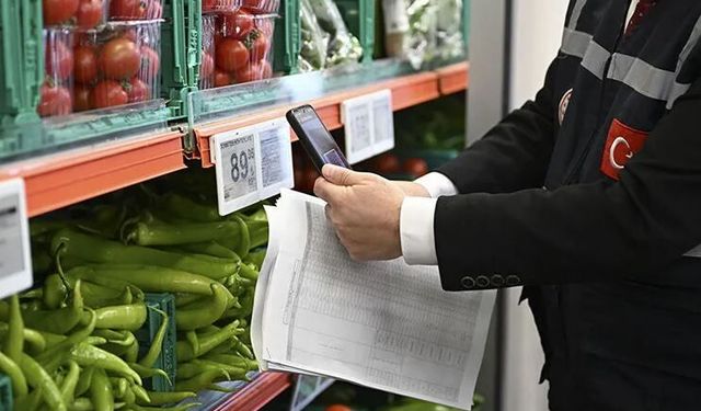 Eskişehir'de market ve işletmelere sıkı denetim: Binlerce ürün kontrol edildi