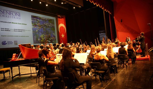 Eskişehir’de sanat sezonu görkemli konserle başladı