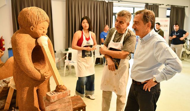 Başkan Ataç’tan Pişmiş Toprak Sempozyumu’na ziyaret