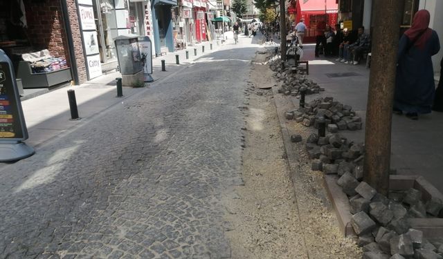 Eskişehir’de kazılan yollar için çözüm çağrısı