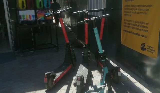 Eskişehir’de kaldırımlar motokurye ve scooterlara kaldı