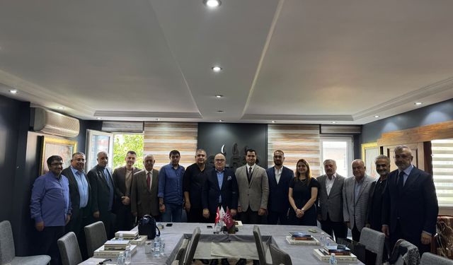 Eskişehir Elazığlılar Derneği’nden federasyona anlamlı ziyaret