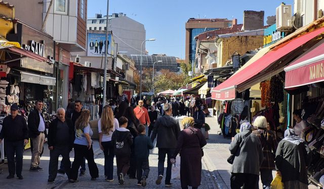 Güneşli havayı fırsat bilenler Hamam Yolu’na akın etti