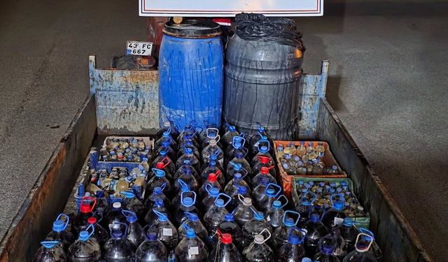 Kütahya'da bin litreye yakın kaçak şarap operasyonu