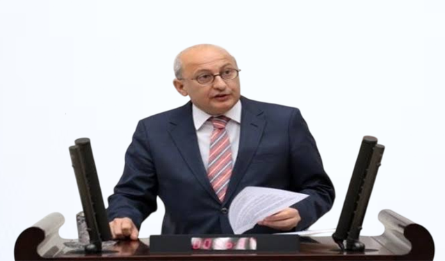 Çakırözer’den ön seçim ve iktidar yürüyüşü açıklaması